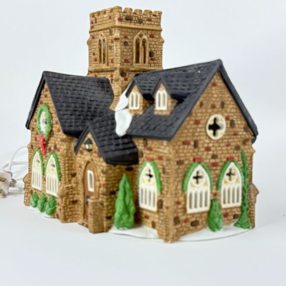 Dept 56 Dickens Village Knottinghill Church Lighted Porcelain Building - Picture 2 of 13
